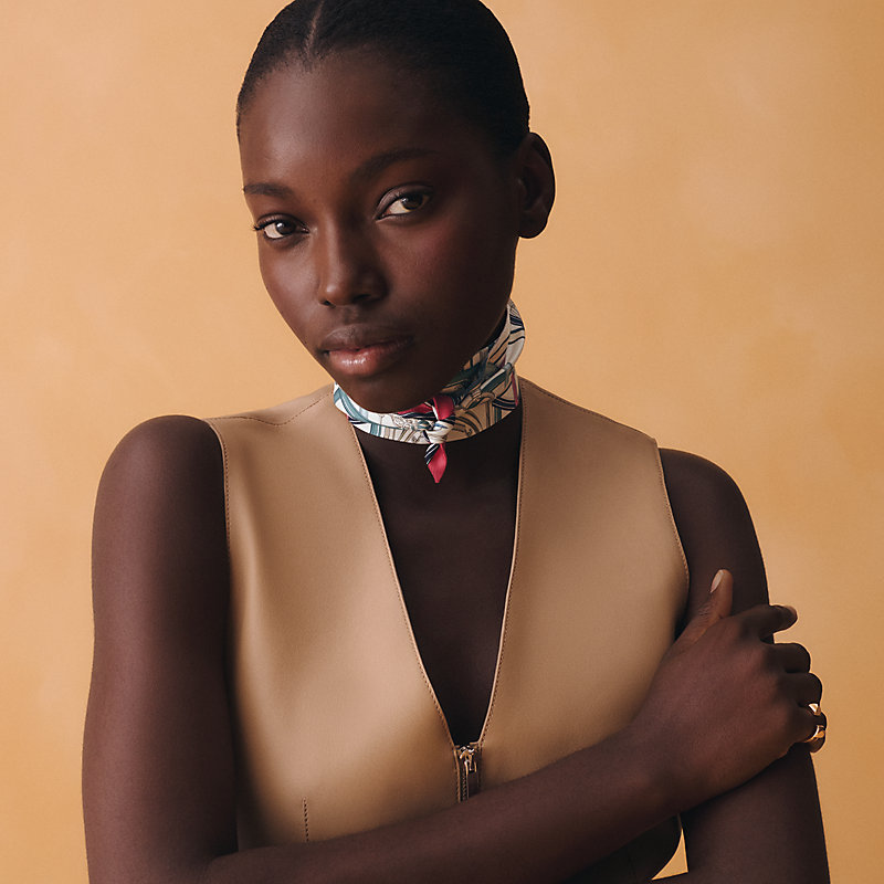 【新品未使用】HERMES エルメス ツイリー 伝説のハーネス ツイリー-《伝説のハーネス》--